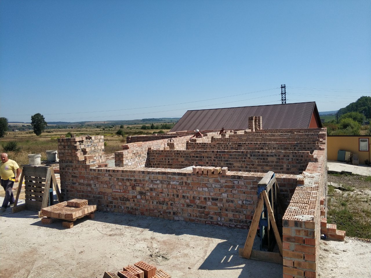 Ivano-Frankivsk Construction Update 21 August 2019 “So we built the wall…”